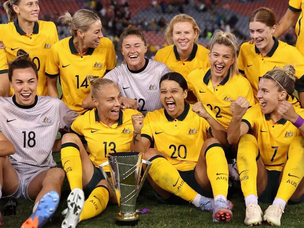 Assistir ao vivo Austrália x Dinamarca no Futmax Esportes em HD Copa do mundo de futebol feminino