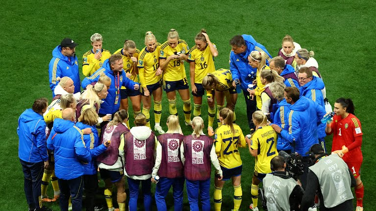 Assista futebol ao vivo online aqui no futemax.cool Suécia segue para as semifinais da Copa da FIFA