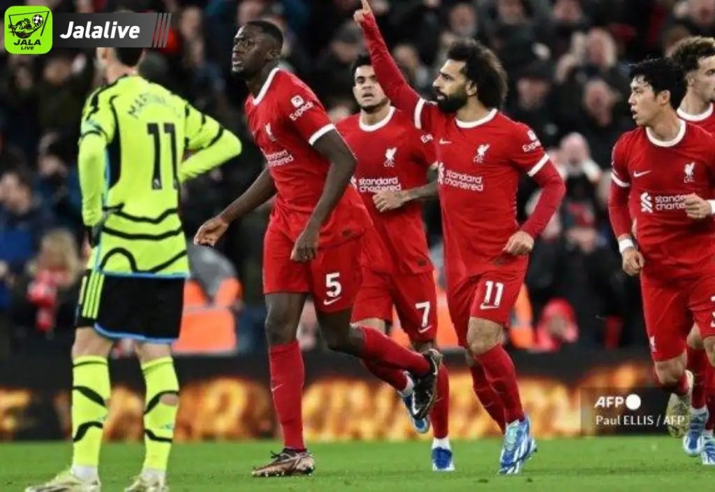 Hasil Liga Inggris Malam Ini Kluivert Menggila Lagi - Arsenal Jaga Asa Bersaing dengan Liverpool